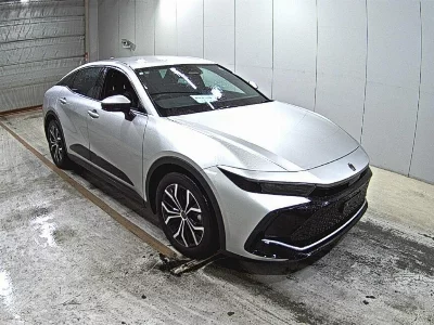 TOYOTA CROWN CROSSOVER