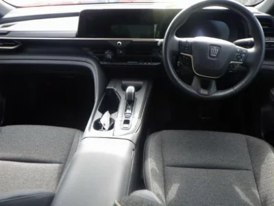 TOYOTA CROWN CROSSOVER