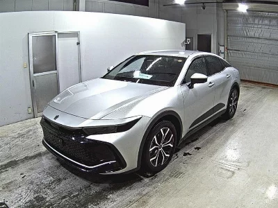 TOYOTA CROWN CROSSOVER