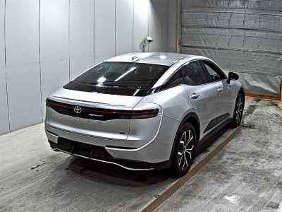 TOYOTA CROWN CROSSOVER