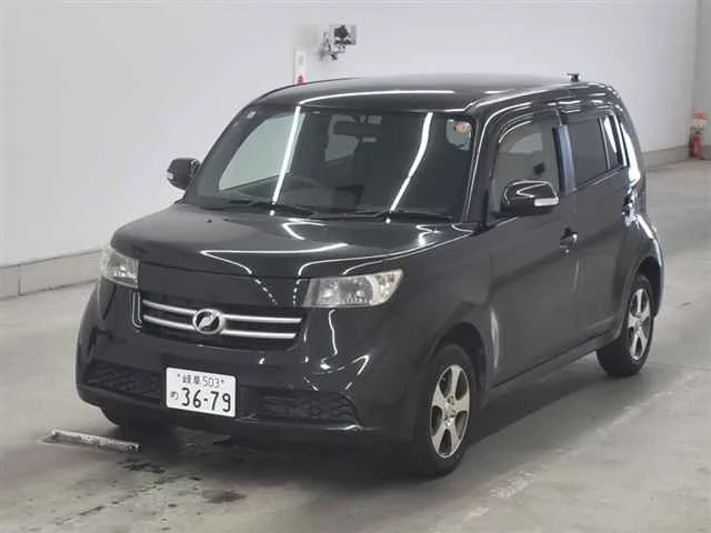Toyota bB  с аукциона в Японии