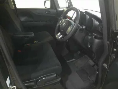HONDA N BOX +