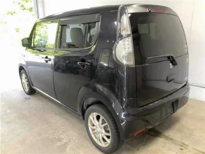 Suzuki MRWAGON