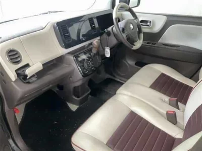 Suzuki MRWAGON