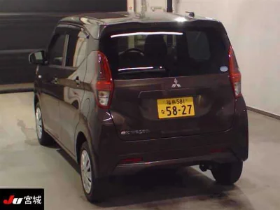 Mitsubishi eK Wagon