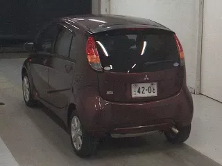 Mitsubishi i