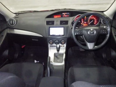 MAZDA AXELA SPORT