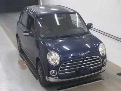 Daihatsu Mira Gino