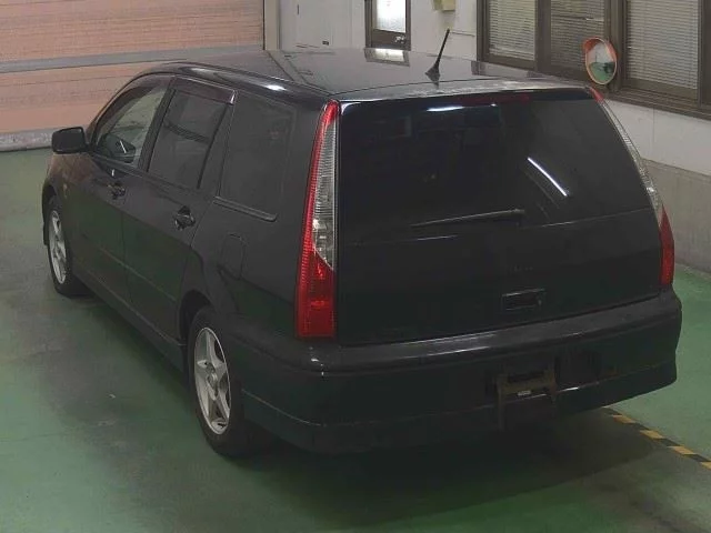 Mitsubishi LANCER CEDIA WAGON  с аукциона в Японии