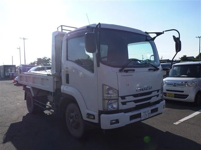 Isuzu Forward  с аукциона в Японии