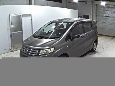 Honda Freed Spike