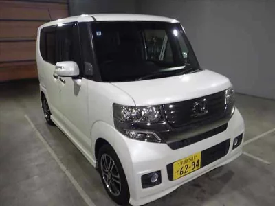 HONDA N BOX +