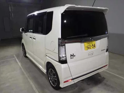 HONDA N BOX +