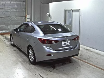 MAZDA AXELA HYBRID