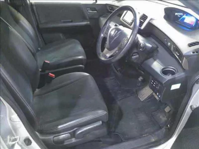 Honda Freed Spike