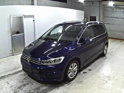 VOLKSWAGEN GOLF TOURAN