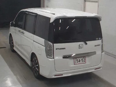 Honda STEPWGN SPADA