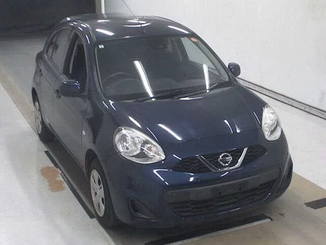 Nissan March  с аукциона в Японии