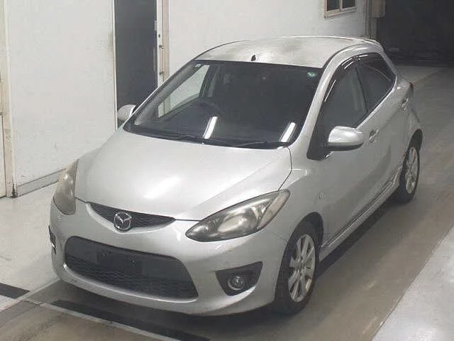 Mazda Demio  с аукциона в Японии