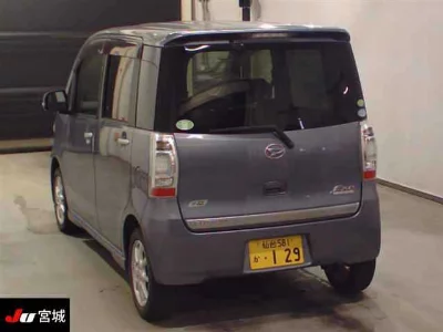 Daihatsu Tanto Exe