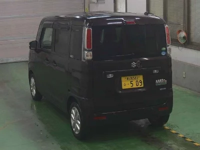 Suzuki Spacia
