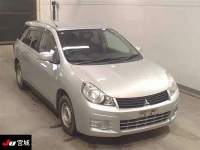 Mitsubishi LANCER CARGO