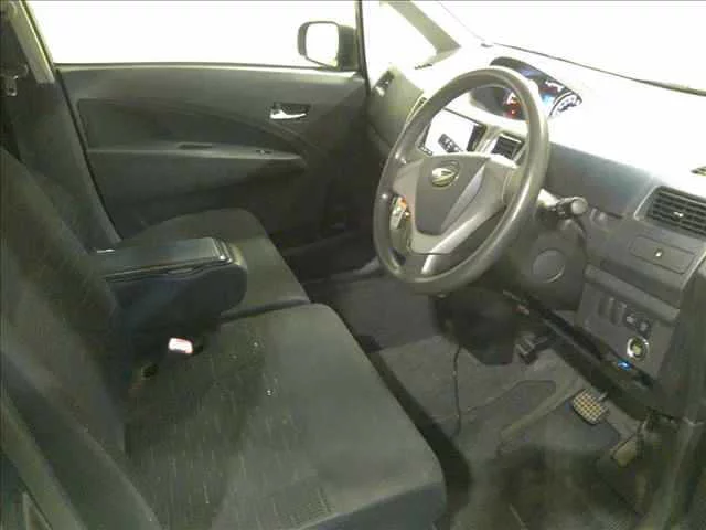 Daihatsu Move  с аукциона в Японии