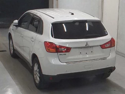 Mitsubishi RVR