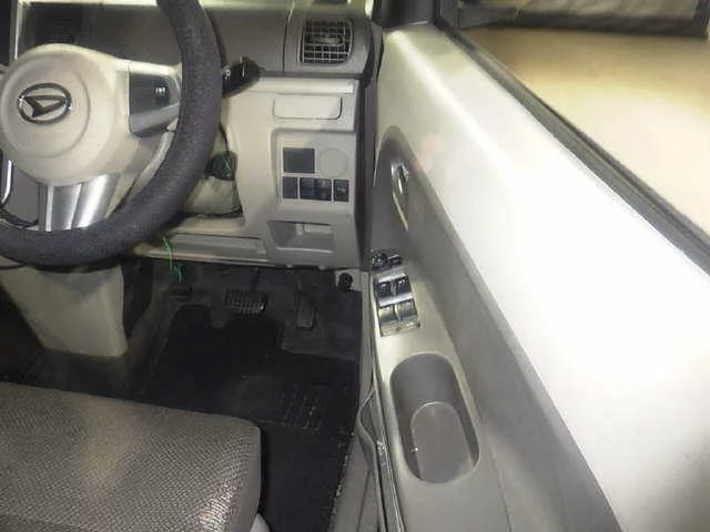 Daihatsu Tanto  с аукциона в Японии