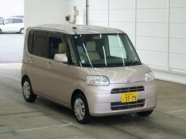 Daihatsu Tanto  с аукциона в Японии