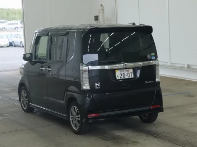 Honda N BOX CUSTOM
