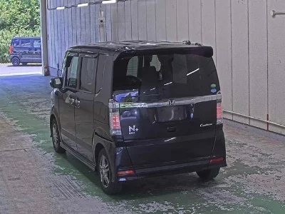 HONDA N BOX +