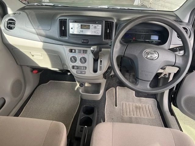 Daihatsu Mira e:S  с аукциона в Японии