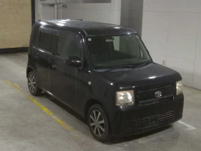 TOYOTA PIXIS SPACE