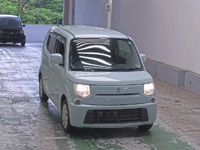 SUZUKI MRWAGON