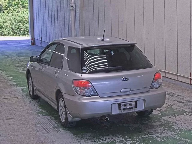 Subaru Impreza  с аукциона в Японии