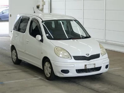 TOYOTA FUN CARGO