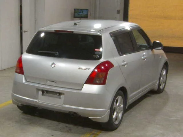 Suzuki Swift  с аукциона в Японии
