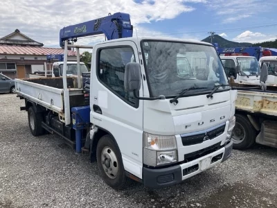 MITSUBISHI CANTER