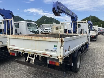MITSUBISHI CANTER
