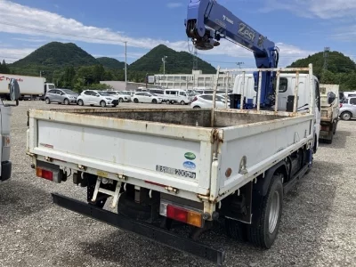 MITSUBISHI CANTER