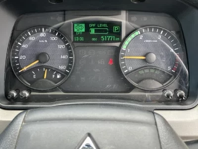 MITSUBISHI CANTER