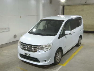 NISSAN SERENA