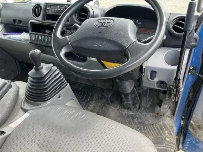 TOYOTA DYNA