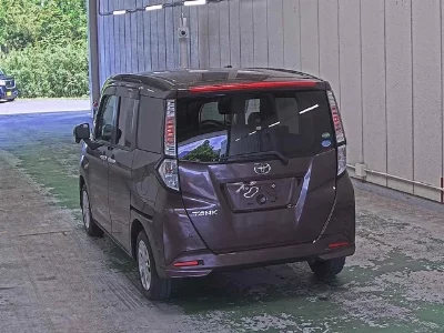 TOYOTA TANK