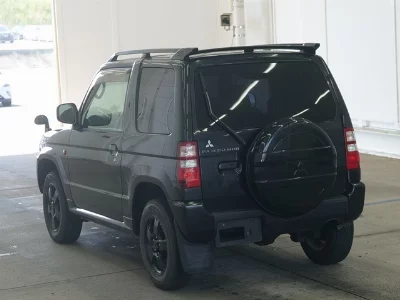 MITSUBISHI PAJERO MINI