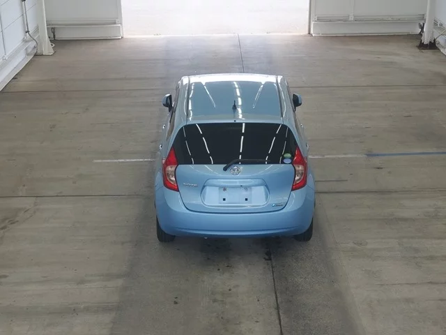 Nissan Note  с аукциона в Японии