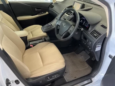 Lexus HS250h