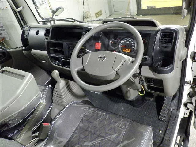 Nissan Atlas  с аукциона в Японии