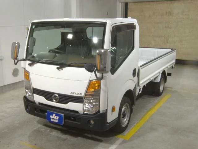 Nissan Atlas  с аукциона в Японии